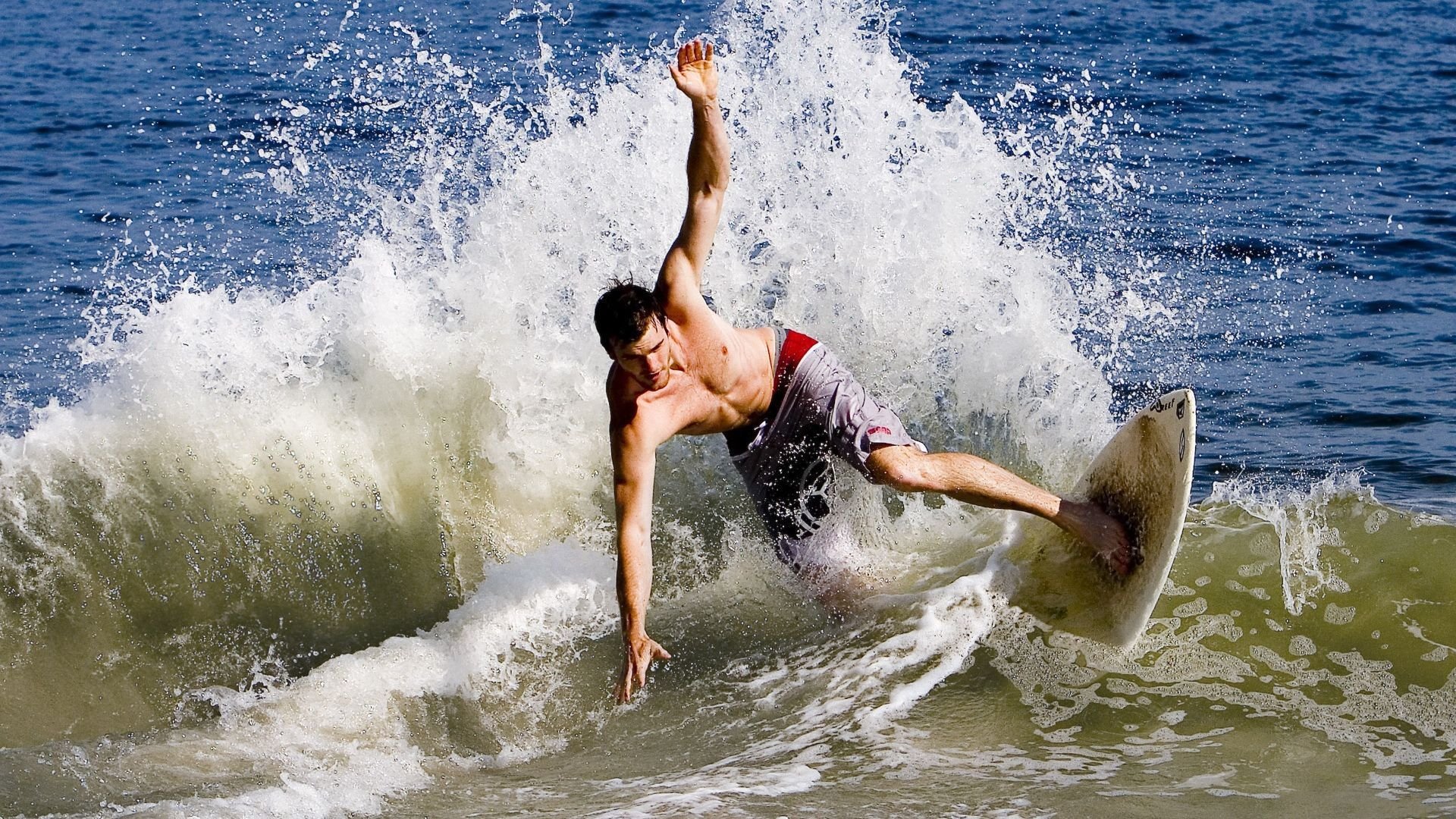 非洲雄狮的怒吼，安哥拉绝境逆袭，努涅斯一锤定音改写历史
